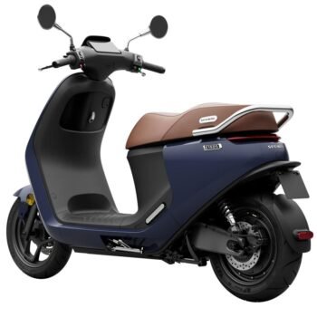 Segway E150S Glanzend Blauw - Elektrische scooter - 25 km/u